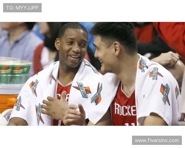 巴蒂尔与姚明的经典瞬间回顾及他们在NBA的辉煌历程